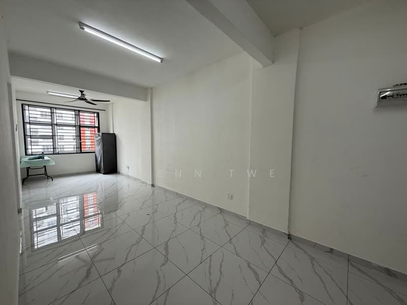 Flat for Rent at PANGSAPURI PULAI MUTIARA 3 - Glenn Twe - Interior - PropertyGuru.com.my