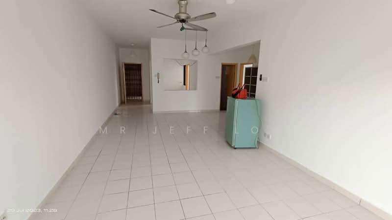 Condominium for Sale at Sri Putramas - Mr Jeff Low - Living Room - PropertyGuru.com.my
