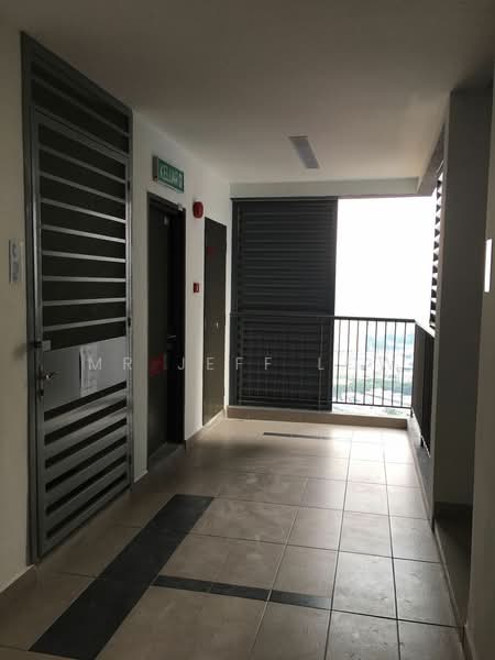 Kondominium untuk Dijual di The Henge - Mr Jeff Low - Corridor - PropertyGuru.com.my