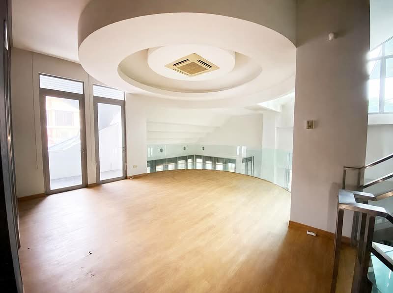 Rumah Banglo untuk Dijual di Saujana (Selangor) - Vincent Liaw - Living Room - PropertyGuru.com.my