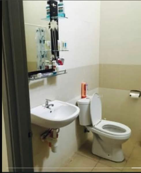 Bayu 1 Residence Townhouse untuk Untuk Dijual - RM 420,000, Mac 2026 - Bathroom - PropertyGuru.com.my