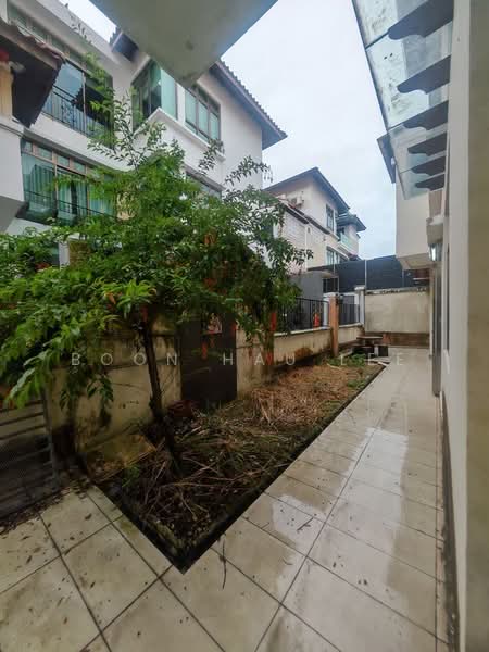 Cluster House for Sale in Taman Sutera Utama (Skudai) - Boon Hau Lee - Exterior - PropertyGuru.com.my