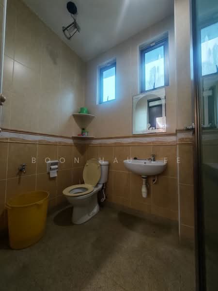 Cluster House for Sale in Taman Sutera Utama (Skudai) - Boon Hau Lee - Bathroom - PropertyGuru.com.my