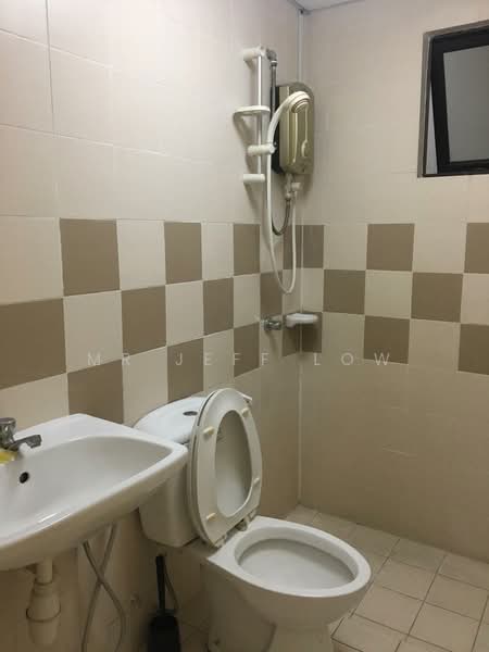 Condominium for Sale at Royal Domain Sri Putramas 2 - Mr Jeff Low - Bathroom - PropertyGuru.com.my