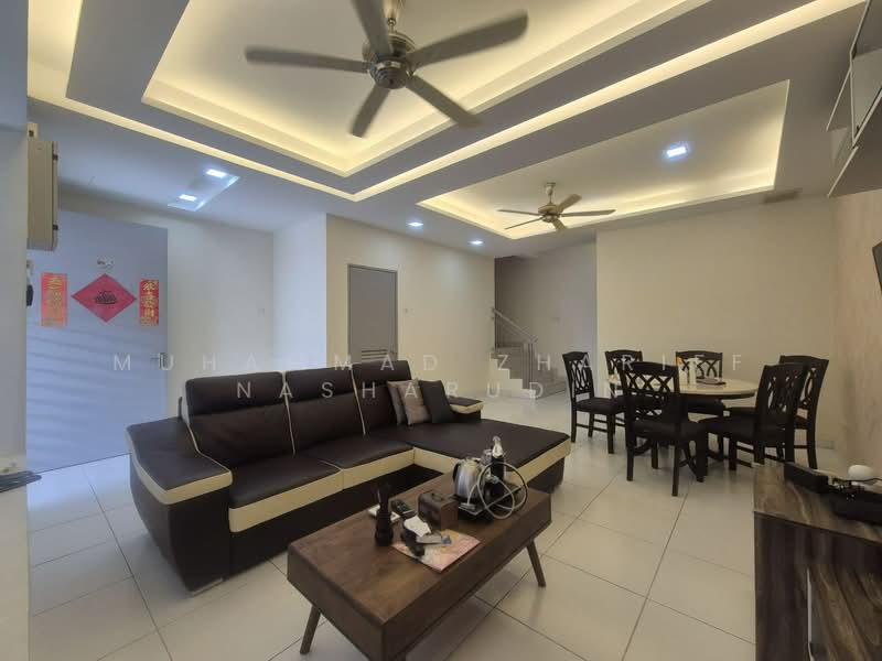 Camellia Residence untuk Untuk Dijual - RM 499,000, Mac 2026 - Living Room - PropertyGuru.com.my
