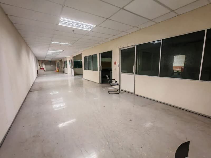 Detached Factory for Rent in Perai (Penang) - Tommy Gan - Corridor - PropertyGuru.com.my