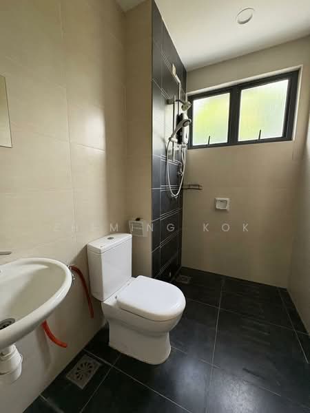 2-storey Terraced House for Sale in Rawang (Selangor) - Zheming Kok - Bathroom - PropertyGuru.com.my