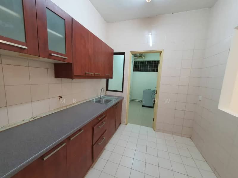 Condominium for Sale at Royal Domain Sri Putramas 2 - Mr Jeff Low - Kitchen - PropertyGuru.com.my