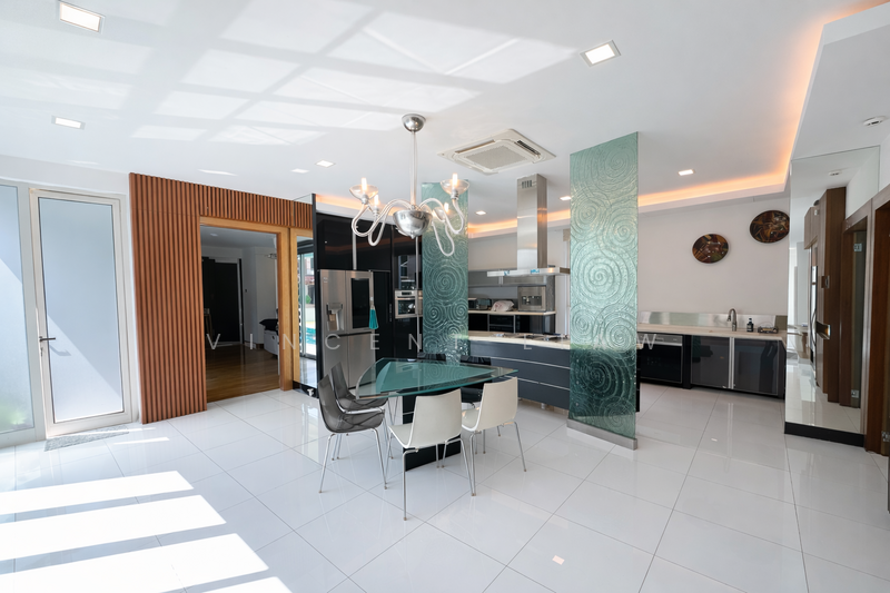 Pinggiran Golf, Saujana Resort untuk Untuk Dijual - RM 7,500,000, Mac 2026 - Kitchen - PropertyGuru.com.my