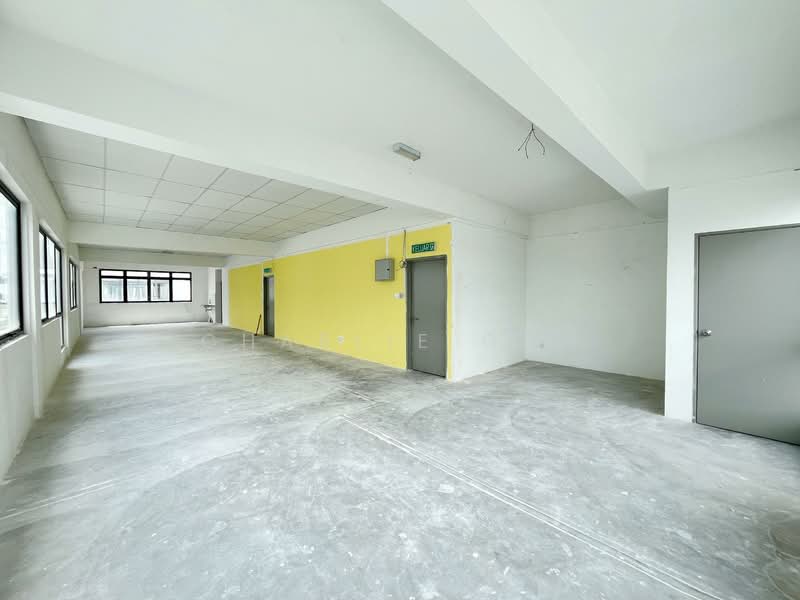 Shop for Rent in Bandar Rimbayu (Telok Panglima Garang) - Charlie Gan - Interior - PropertyGuru.com.my