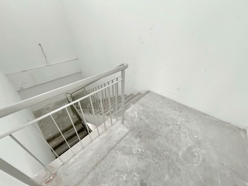 Shop for Rent in Bandar Rimbayu (Telok Panglima Garang) - Charlie Gan - Interior - PropertyGuru.com.my