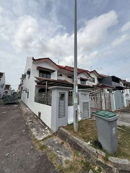 2-storey Terraced House for Sale in Taman Mount Austin (Tebrau) - Benjamin Ong - PropertyGuru.com.my