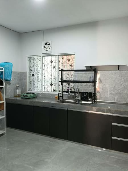 Terraced House for Rent in Ampang Jaya (Ampang) - Seri Nordin - Kitchen - PropertyGuru.com.my