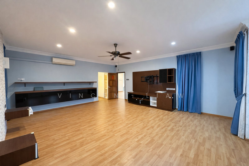 Lakeview Saujana untuk Untuk Dijual - RM 5,500,000, Mac 2026 - Living Room - PropertyGuru.com.my