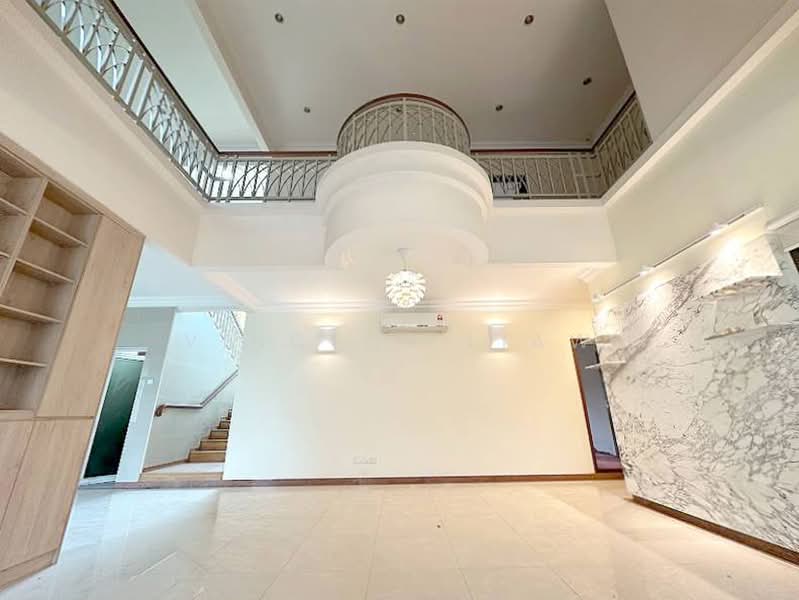 Rumah Banglo untuk Dijual di Saujana (Selangor) - Vincent Liaw - Living Room - PropertyGuru.com.my