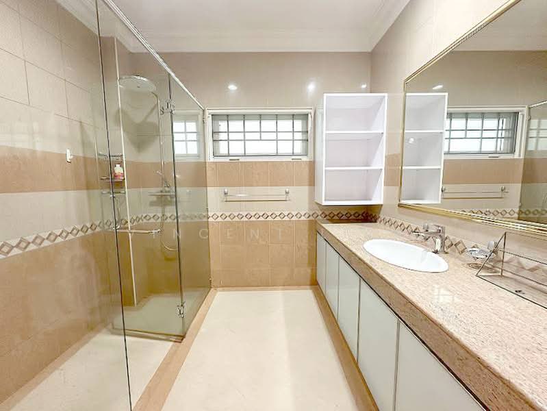 Rumah Banglo untuk Dijual di Saujana (Selangor) - Vincent Liaw - Bathroom - PropertyGuru.com.my