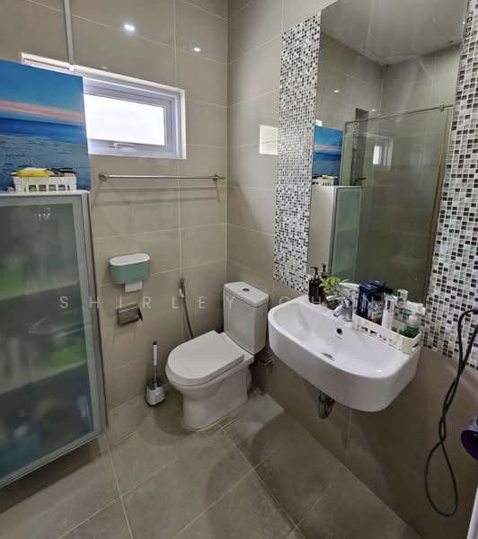 Semi-Detached House for Sale in Gelugor (Penang) - Shirley Ch'ng - Bathroom - PropertyGuru.com.my