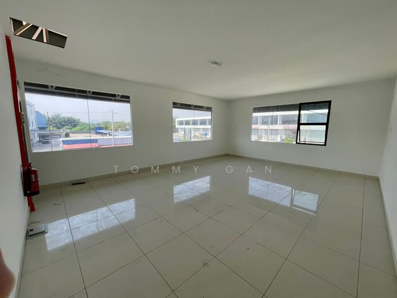 Semi-D Factory for Rent in Kawasan Perindustrian Valdor (Sungai Bakap) - Tommy Gan - Interior - PropertyGuru.com.my