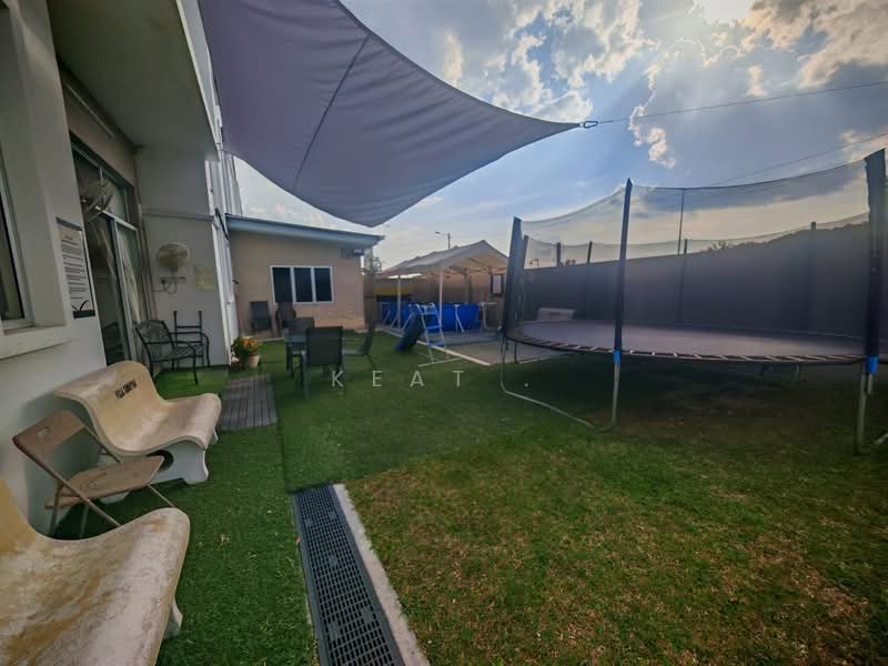 Semi-Detached House for Sale in Ipoh (Perak) - KEAT . - Garden - PropertyGuru.com.my