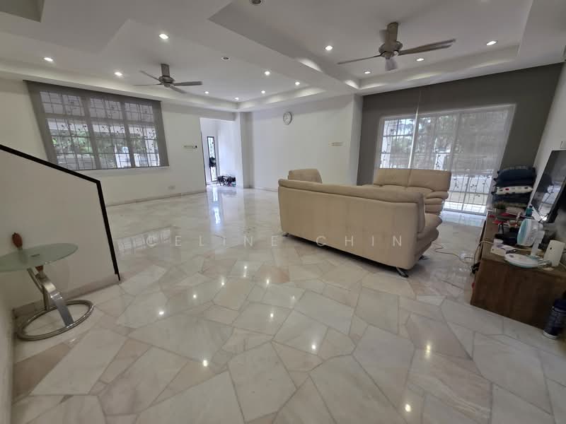 2-storey Terraced House for Sale in Ara Damansara (Selangor) - Celine Chin - Living Room - PropertyGuru.com.my