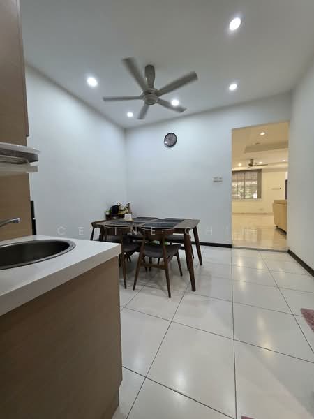 2-storey Terraced House for Sale in Ara Damansara (Selangor) - Celine Chin - Dining Room - PropertyGuru.com.my