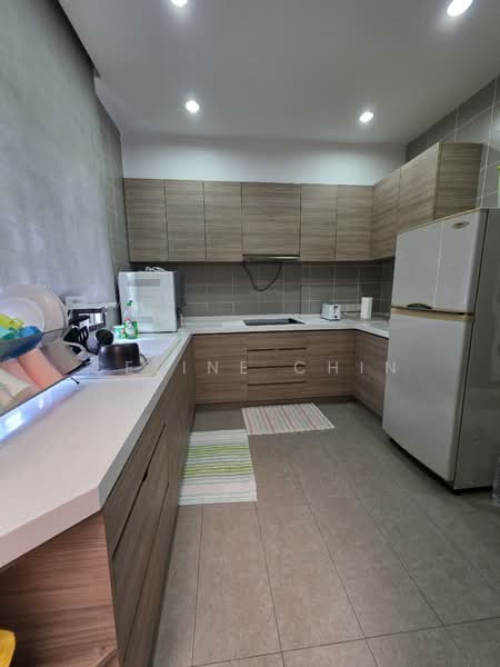 2-storey Terraced House for Sale in Ara Damansara (Selangor) - Celine Chin - Kitchen - PropertyGuru.com.my