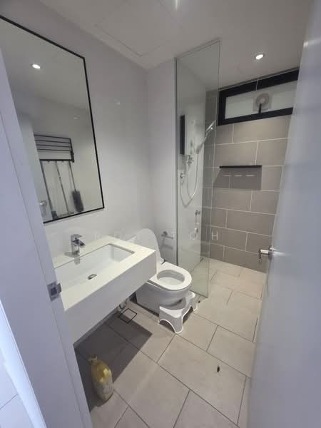 Kondominium untuk Disewa di Vertu Resort - Roy Toh - Bathroom - PropertyGuru.com.my