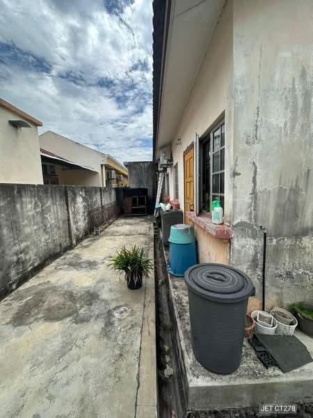 Semi-Detached House for Sale in Bukit Raja (Selangor) - Chloe Tan - PropertyGuru.com.my