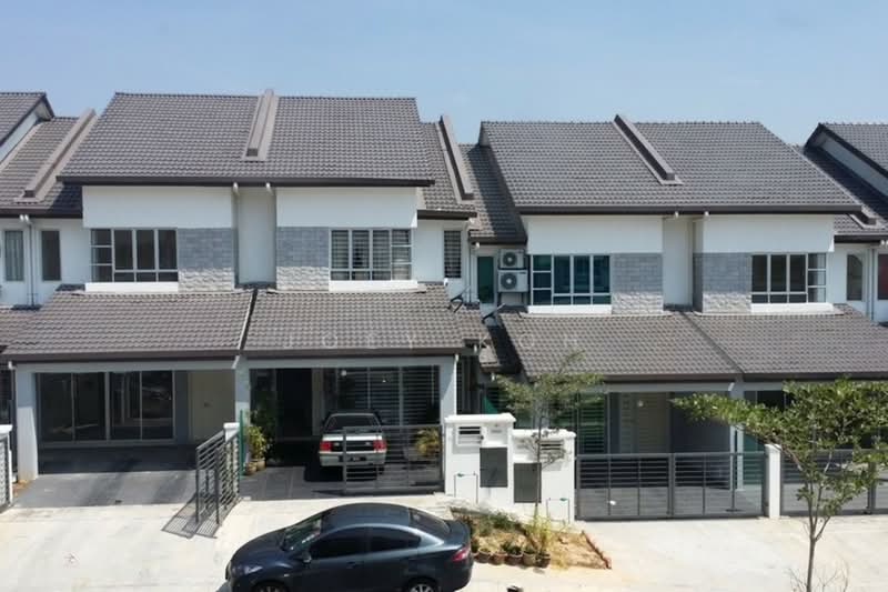2-storey Terraced House for Sale in Bandar Nusa Rhu (Shah Alam) - Joey Koh - Exterior - PropertyGuru.com.my