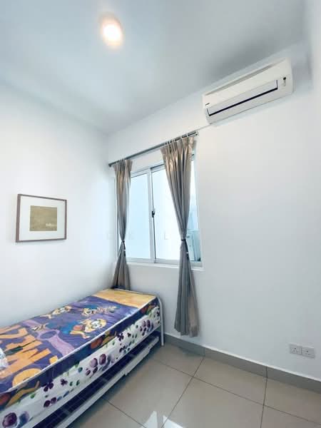 Tropez Residences untuk Untuk Disewa - RM 1,900 /bulan, Mac 2026 - Bedroom - PropertyGuru.com.my