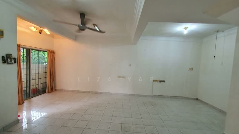 2-storey Terraced House for Sale in Bandar Kinrara (Selangor) - Liza Yap - Living Room - PropertyGuru.com.my