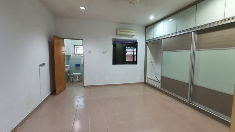 2-storey Terraced House for Sale in Bandar Kinrara (Selangor) - Liza Yap - Bathroom - PropertyGuru.com.my