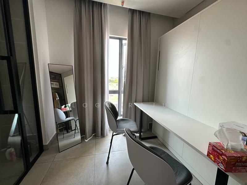 Service Residence for Sale at DK Impian - Loga Raju - Study - PropertyGuru.com.my