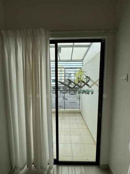 Townhouse for Sale in 16 Sierra (Puchong) - Aaron Chong - Balcony - PropertyGuru.com.my