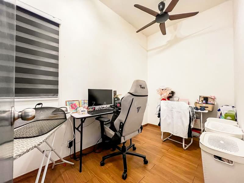 Apartment for Sale at Selangorku Pr1ma Lakefront Homes - Amzar Faiz - Study - PropertyGuru.com.my