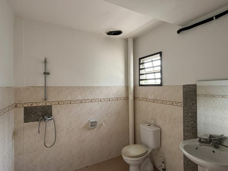 2-storey Terraced House for Sale in Taman Sri Putri (Kulai) - Jason Sim - Bathroom - PropertyGuru.com.my