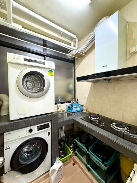 Condominium for Sale at Bayu Tasik 2 - Noraini Dahan - Kitchen - PropertyGuru.com.my