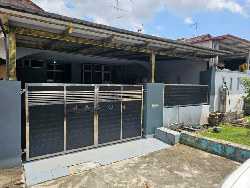 Taman Senai Utama untuk Untuk Dijual - RM 488,000, Mac 2026 - Exterior - PropertyGuru.com.my