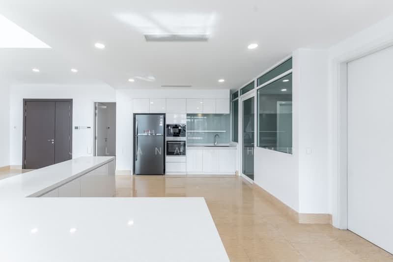 Kondominium untuk Disewa di Kenny Hills Residence - Juliana Mahmud - Dry Kitchen - PropertyGuru.com.my