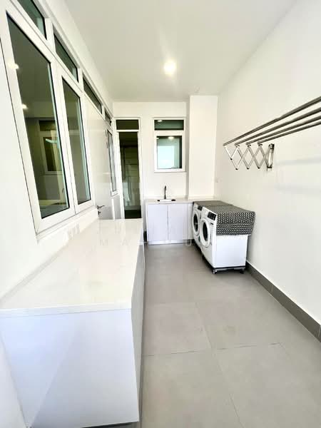 Kondominium untuk Disewa di Kenny Hills Residence - Juliana Mahmud - Laundry - PropertyGuru.com.my