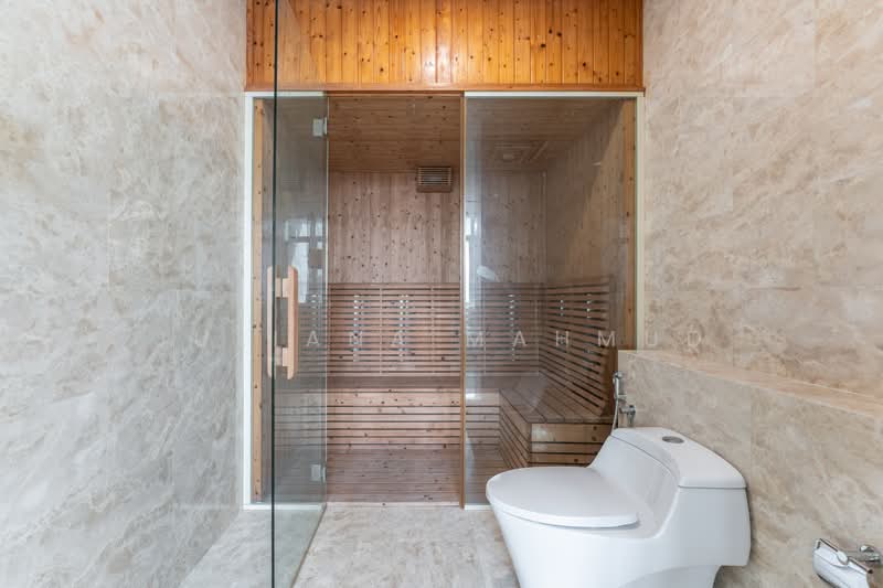 Kondominium untuk Disewa di Kenny Hills Residence - Juliana Mahmud - Sauna- Ensuite Master Bathroom - PropertyGuru.com.my