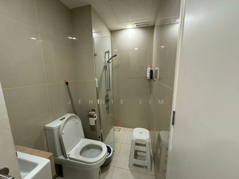 Service Residence for Sale at Southlink - Jennie Lim - Bathroom - PropertyGuru.com.my