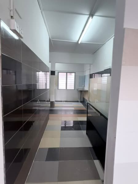 2-storey Terraced House for Sale in Taman Nora (Ulu Tiram) - Alan Yap - Kitchen - PropertyGuru.com.my