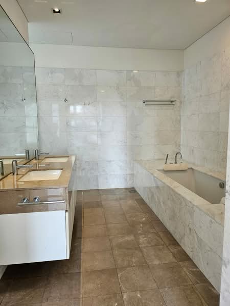 Residensi Kia Peng (Twelve Kia Peng) untuk Untuk Disewa - RM 14,400 /bulan, Mac 2026 - Bathroom - PropertyGuru.com.my