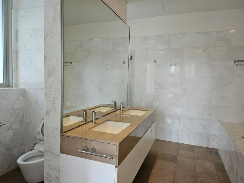 Residensi Kia Peng (Twelve Kia Peng) untuk Untuk Disewa - RM 14,400 /bulan, Mac 2026 - Bathroom - PropertyGuru.com.my