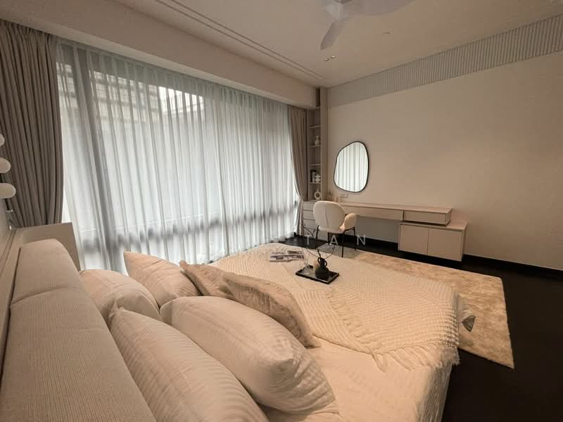 Service Residence for Sale at Crown Residences @ Pavilion Damansara Heights - Abby Tan - Bedroom - PropertyGuru.com.my