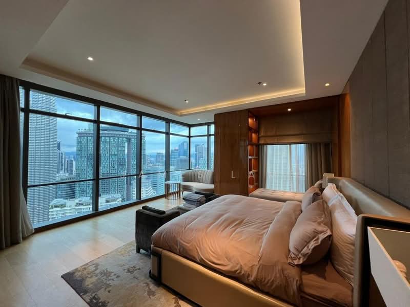 Kediaman Servis untuk Dijual di The Ritz-Carlton Residences - James Lam - Bedroom - PropertyGuru.com.my