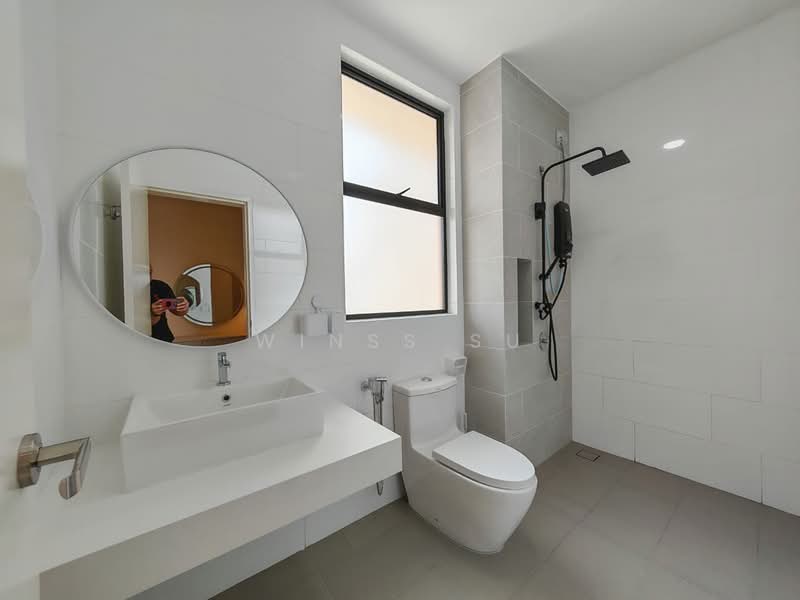 2-storey Terraced House for Sale in Taman Pelangi Indah (Ulu Tiram) - Winss Su - Bathroom - PropertyGuru.com.my