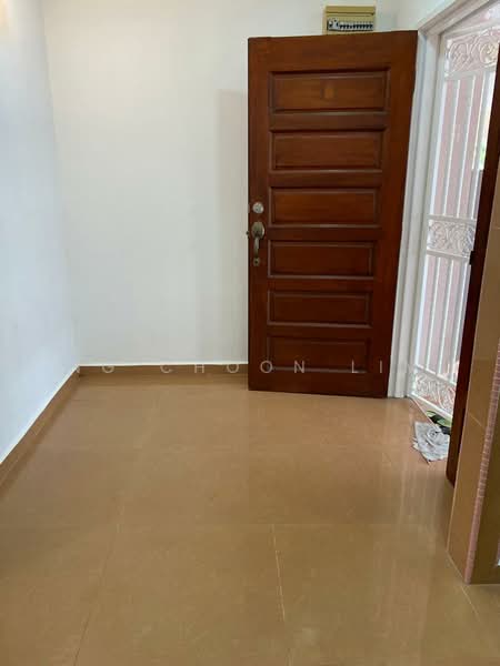 2-storey Terraced House for Sale in Desa Latania (Shah Alam) - Ng Choon Lim - Entrance - PropertyGuru.com.my