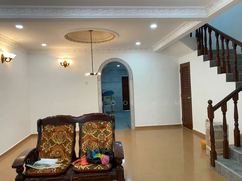 2-storey Terraced House for Sale in Desa Latania (Shah Alam) - Ng Choon Lim - Living Room - PropertyGuru.com.my